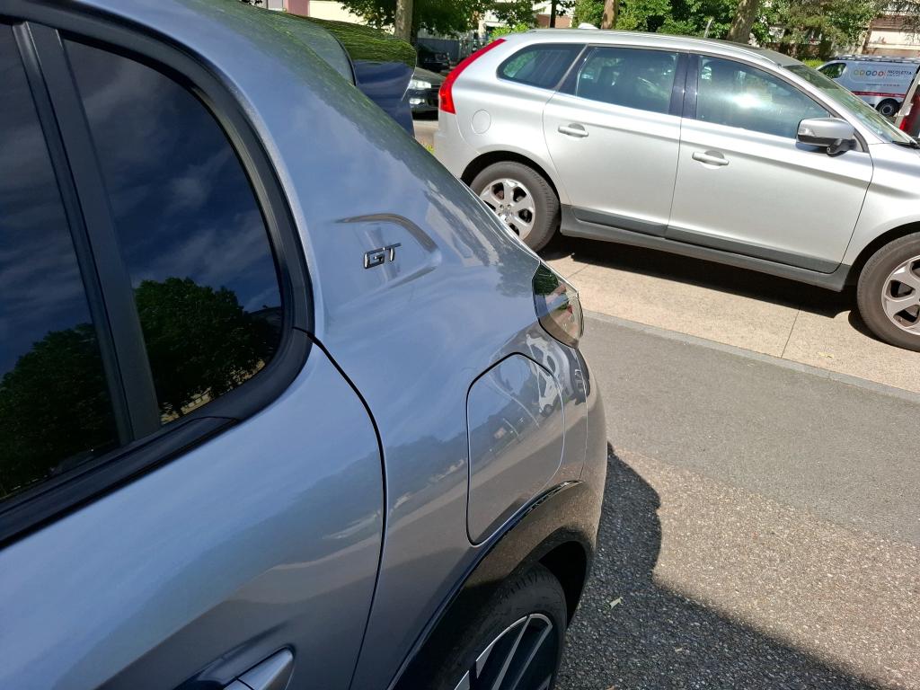 Peugeot 208 Hybrid 110 e-DCS6 GT 2025
