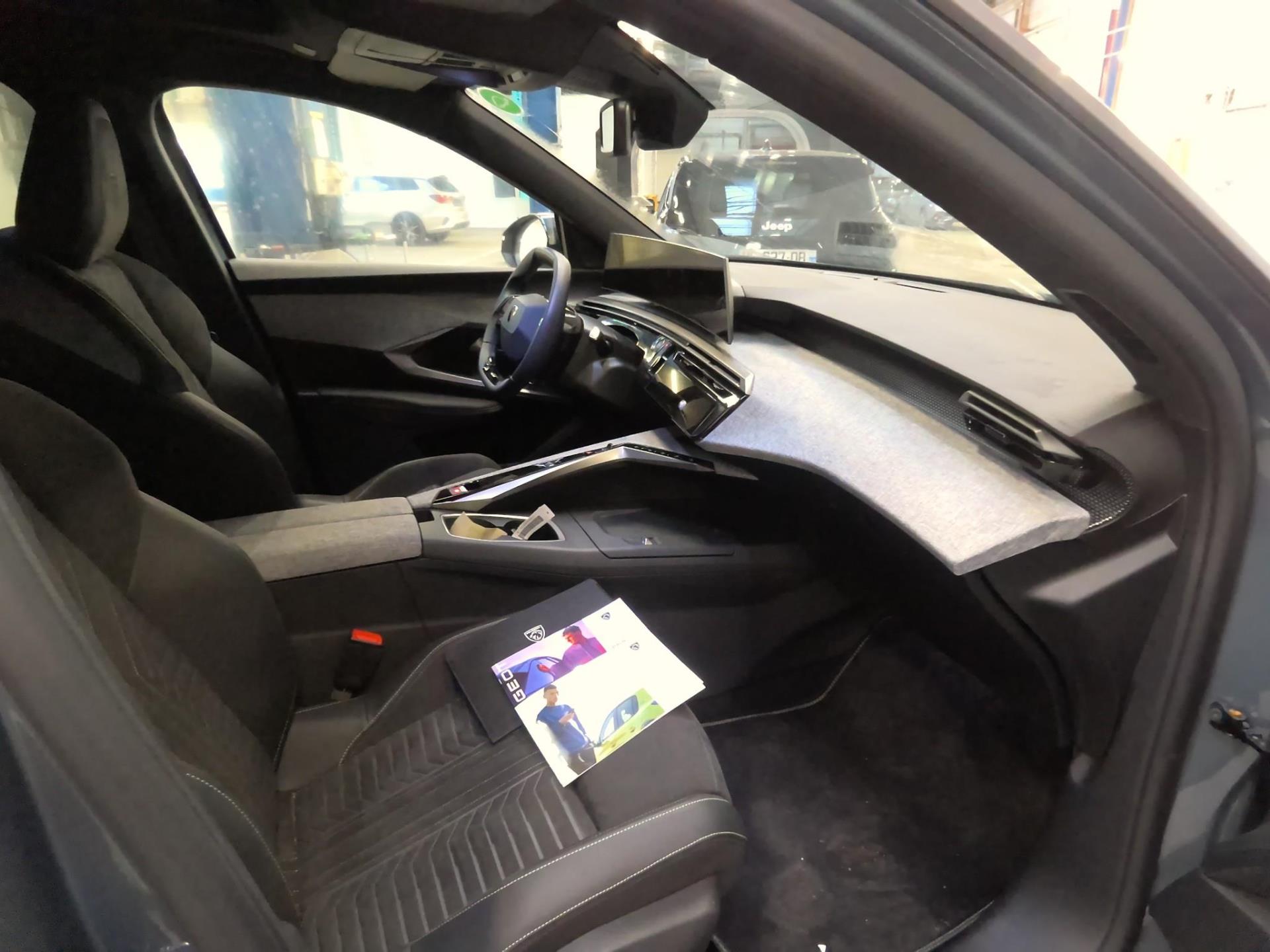 Peugeot 5008 Electrique 210 ch 73 kWh GT 2024