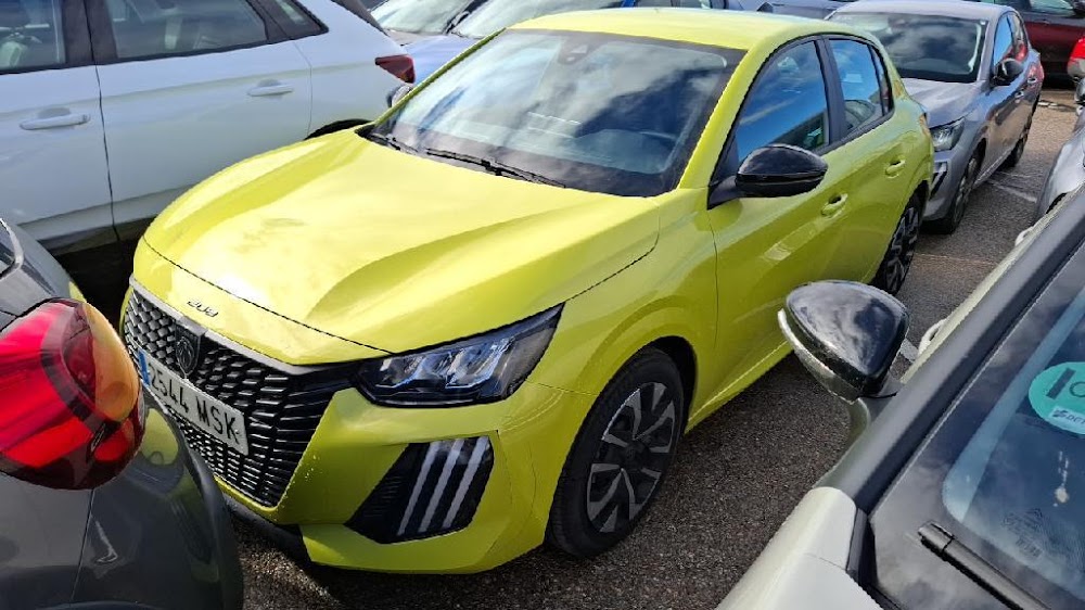 Foto Peugeot 208 4