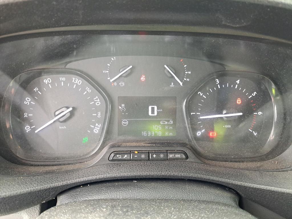 Peugeot EXPERT FGN TOLE STANDARD 2.0 BLUEHDI 120 S&S BVM6 ASPHALT 2019