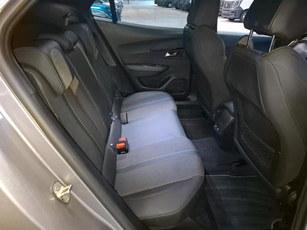 Peugeot 2008 PureTech 130 S&S EAT8 GT 2022