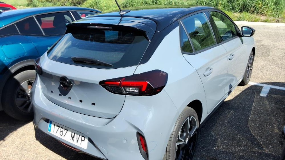 Foto Opel Corsa 12