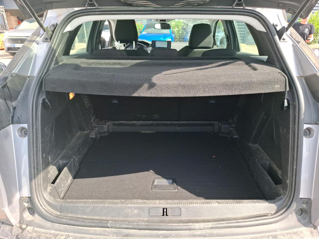 Peugeot 3008 BlueHDi 130ch S&S EAT8 Active Pack 2022