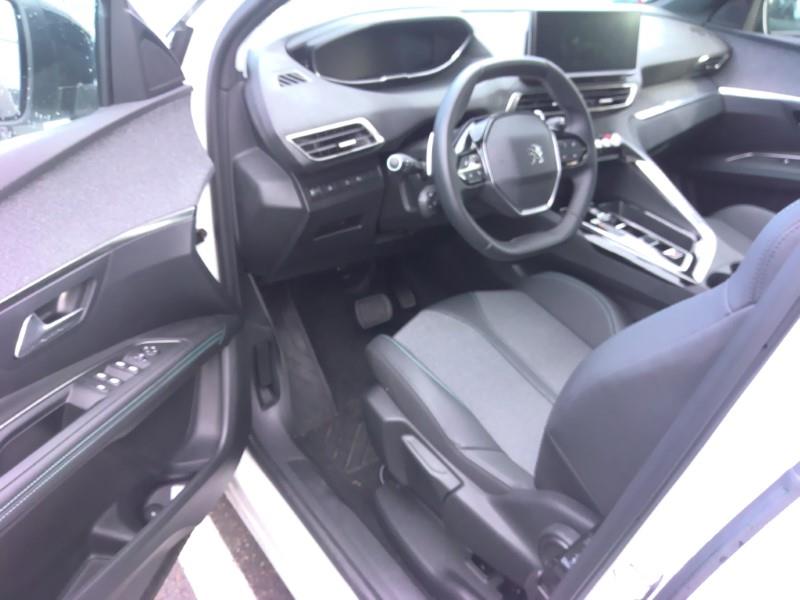 Foto Peugeot 3008 Hybrid 3