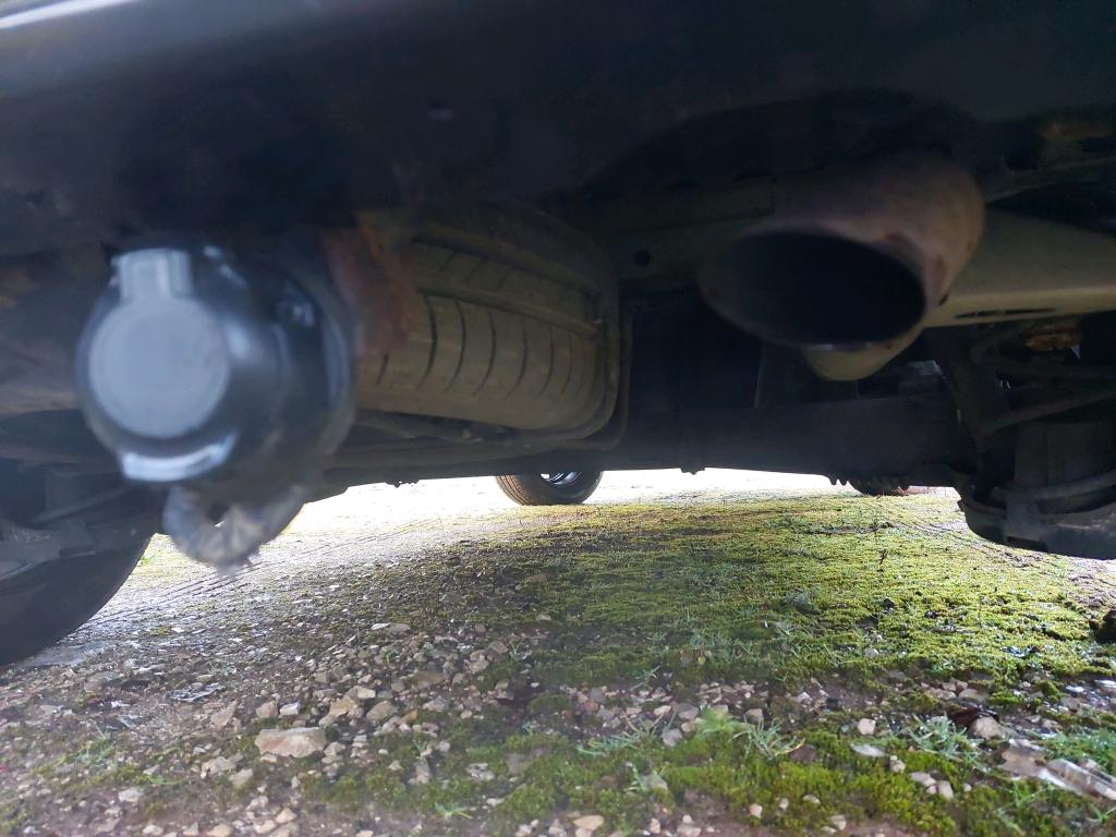 Peugeot PARTNER FOURGON STANDARD 650 KG BLUEHDI 130 S&S EAT8 ASPHALT 2021