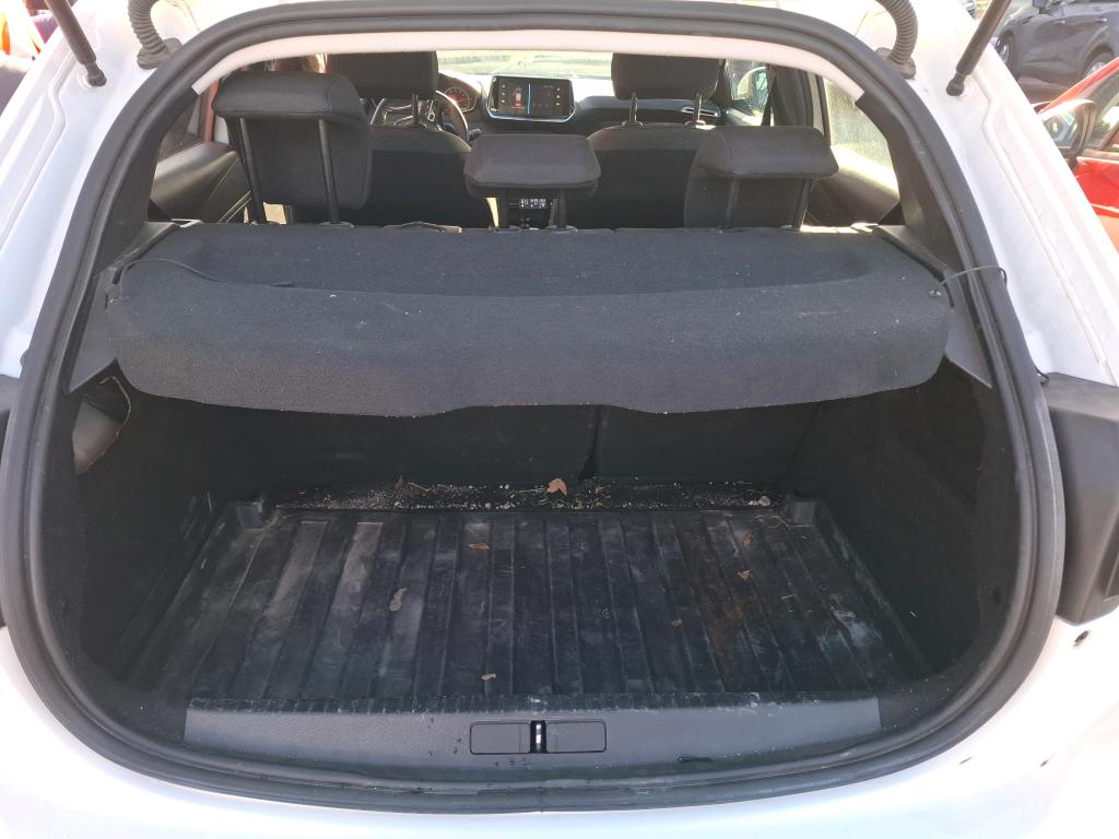 Peugeot 208 BlueHDi 100 S&S BVM6 Active 2021