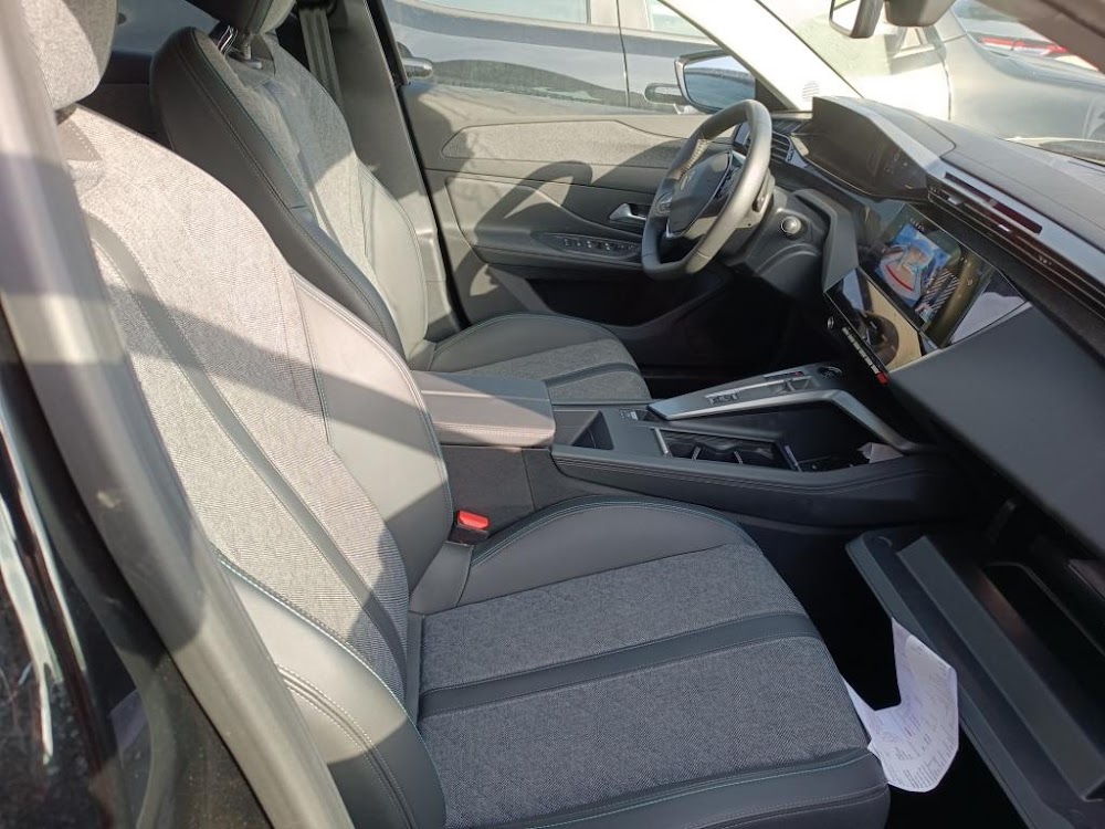 Foto Peugeot 408 14