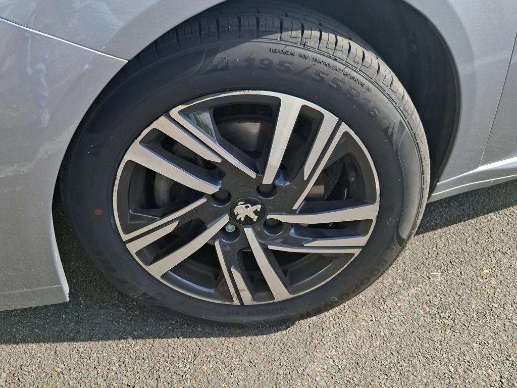 Peugeot 208 PureTech 100 S&S EAT8 Allure Pack 2022