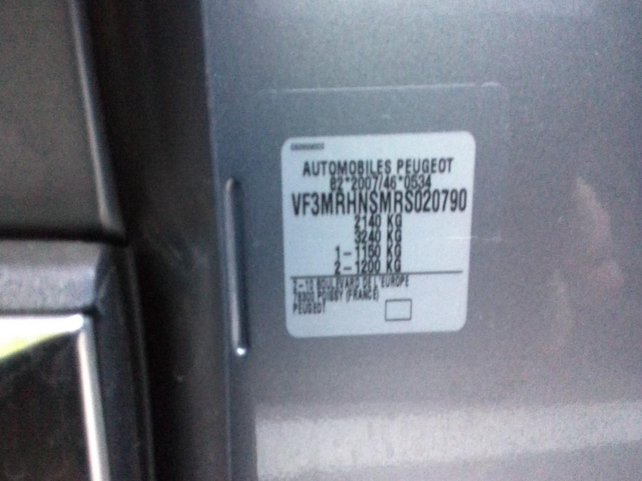 Foto Peugeot 5008 8