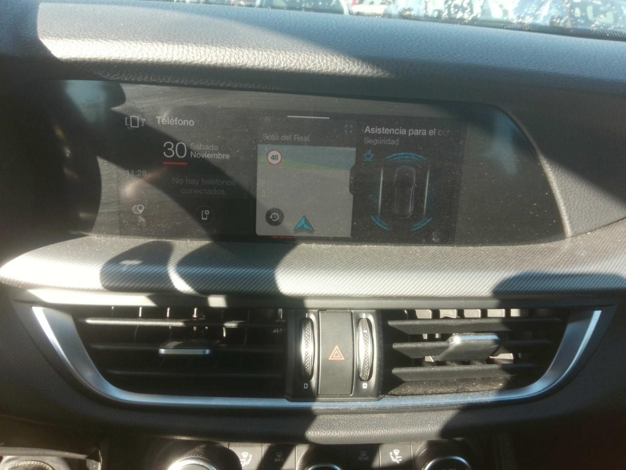 Foto Alfa Romeo Stelvio 15