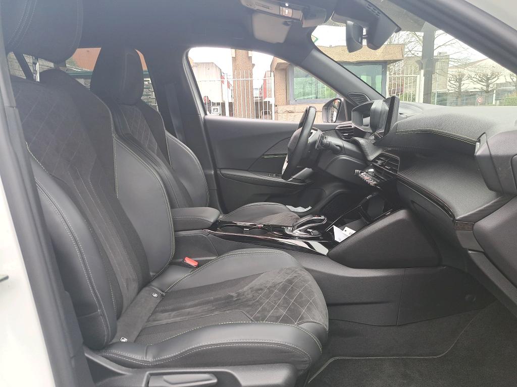 Peugeot 2008 PureTech 130 S&S EAT8 GT Pack 2022