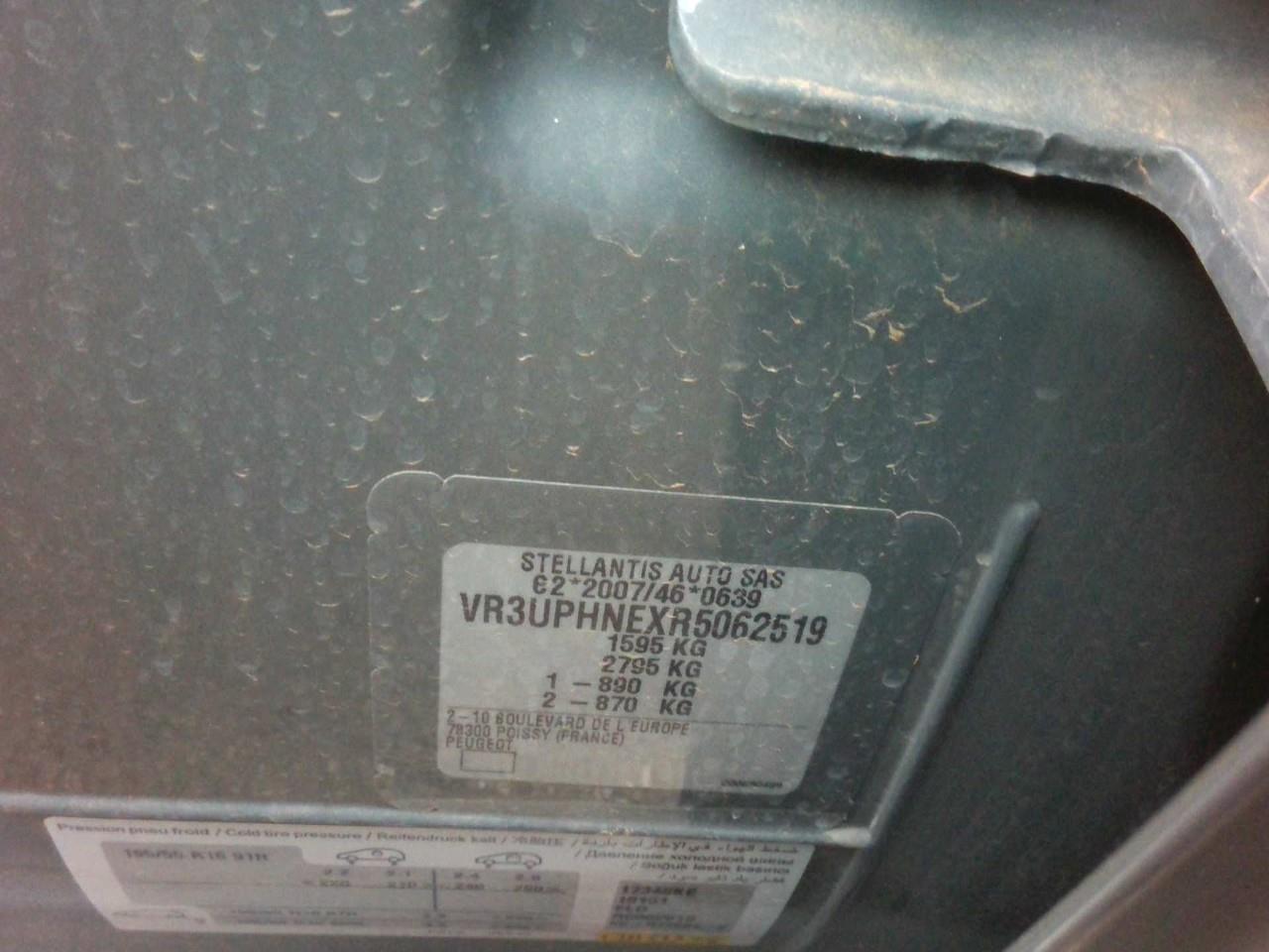 Foto Peugeot 208 5