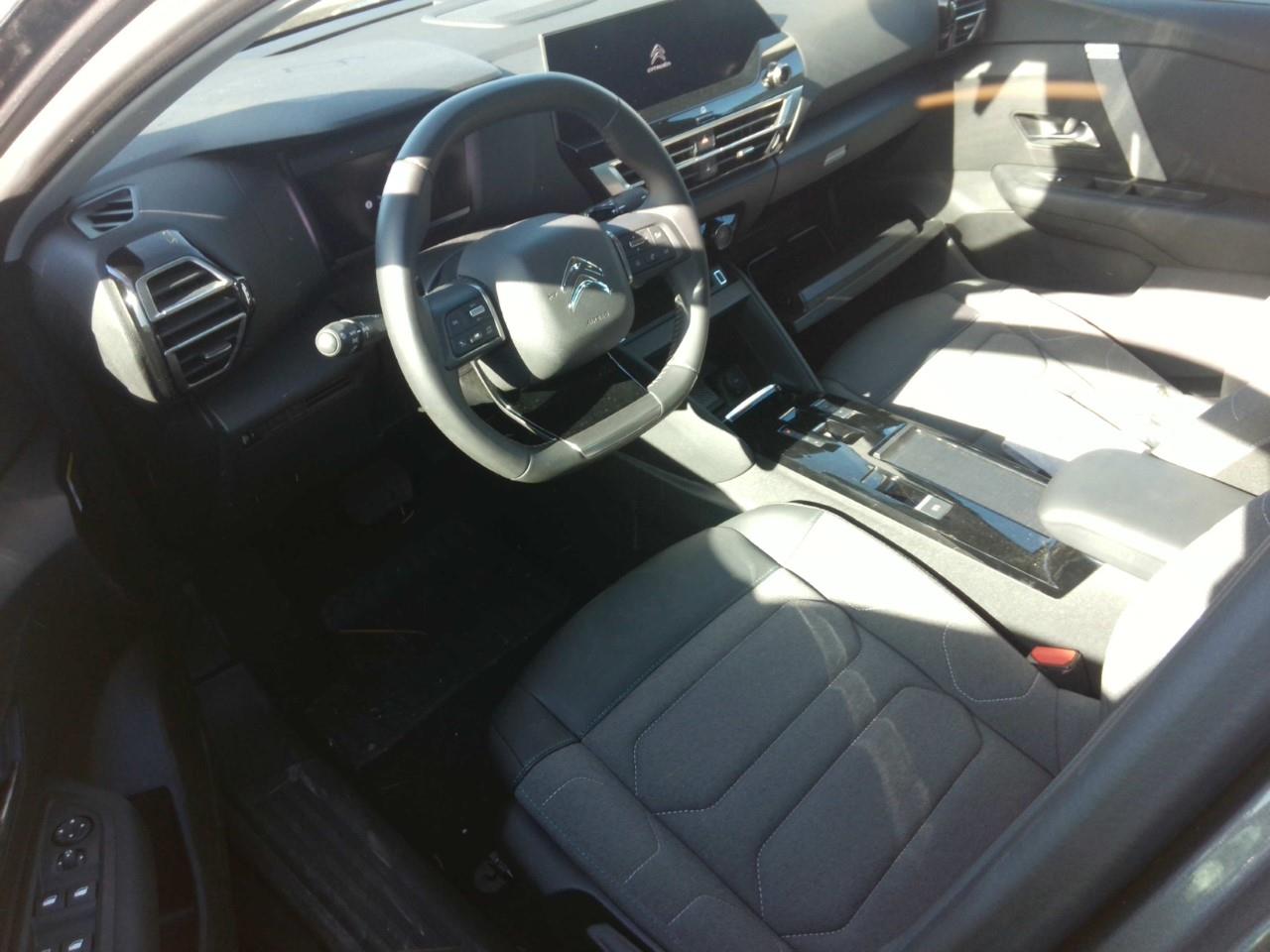 Foto Citroën C4 X 3