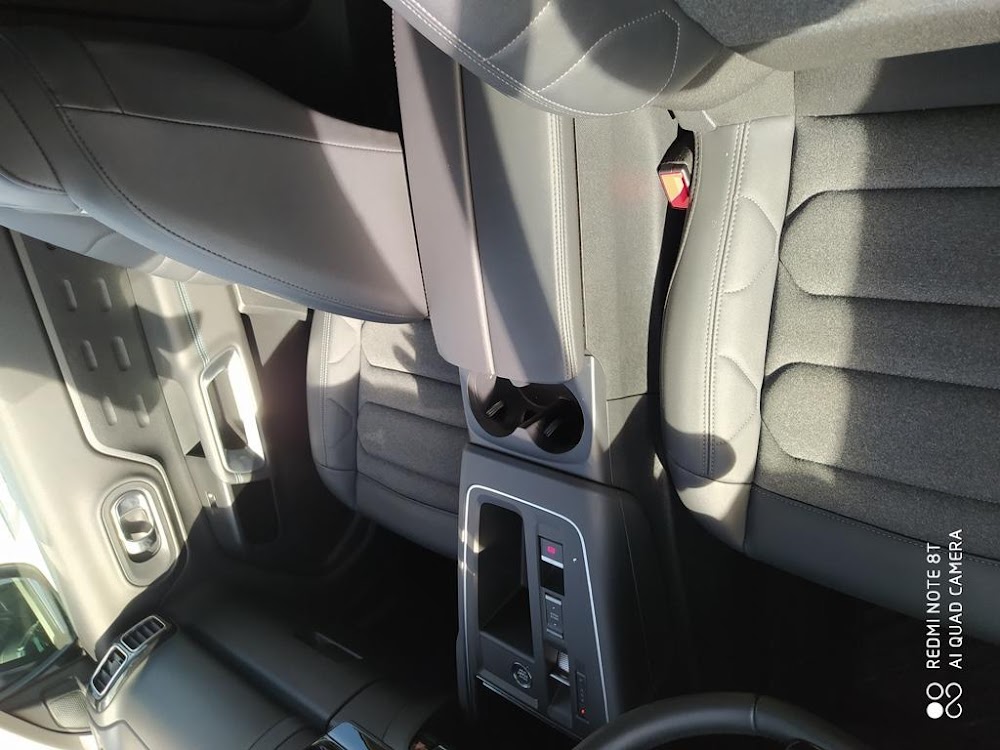 Foto Citroën C5 Aircross Hybrid 9