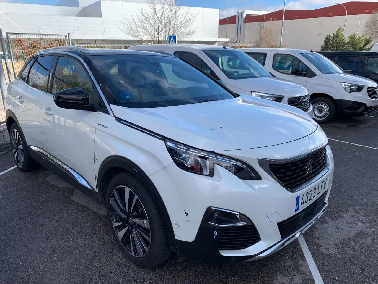 Foto Peugeot 3008 Hybrid 7