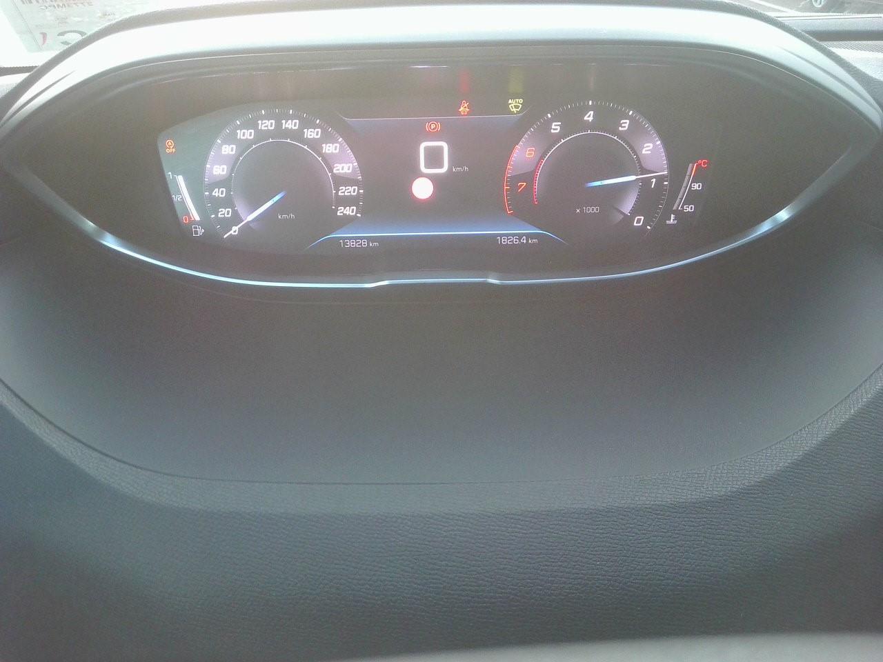 Foto Peugeot 3008 4