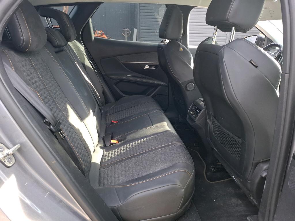 Peugeot 3008 Hybrid 225 e-EAT8 Roadtrip 2022