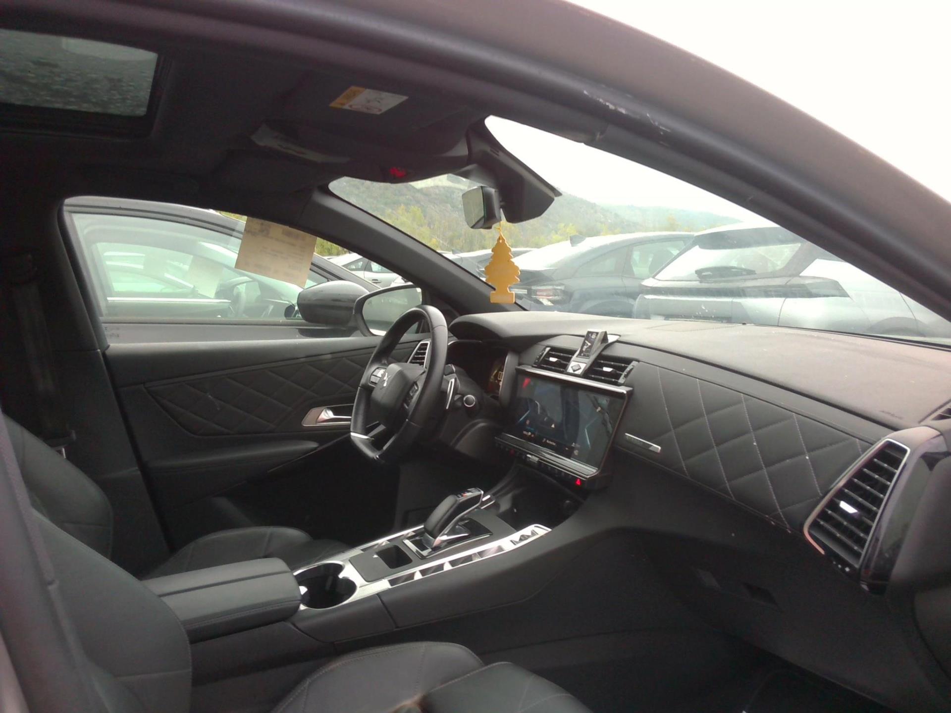 DS DS7 Crossback Hybride E-Tense 300 EAT8 4x4 Rivoli 2022