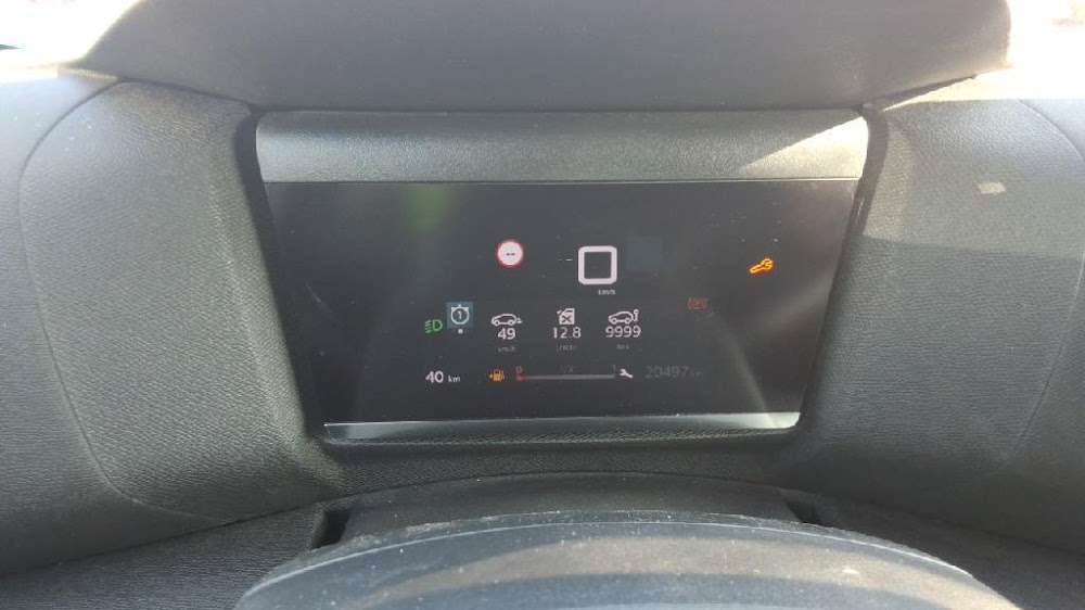 Foto Citroën C4 X 6