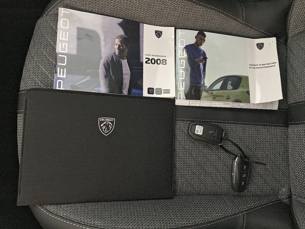 Peugeot 2008 100 S&S BVM6 Allure 2024