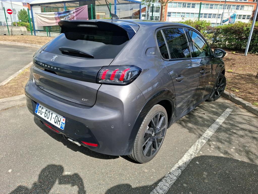 Peugeot 208 PureTech 130 S&S EAT8 GT Pack 2022