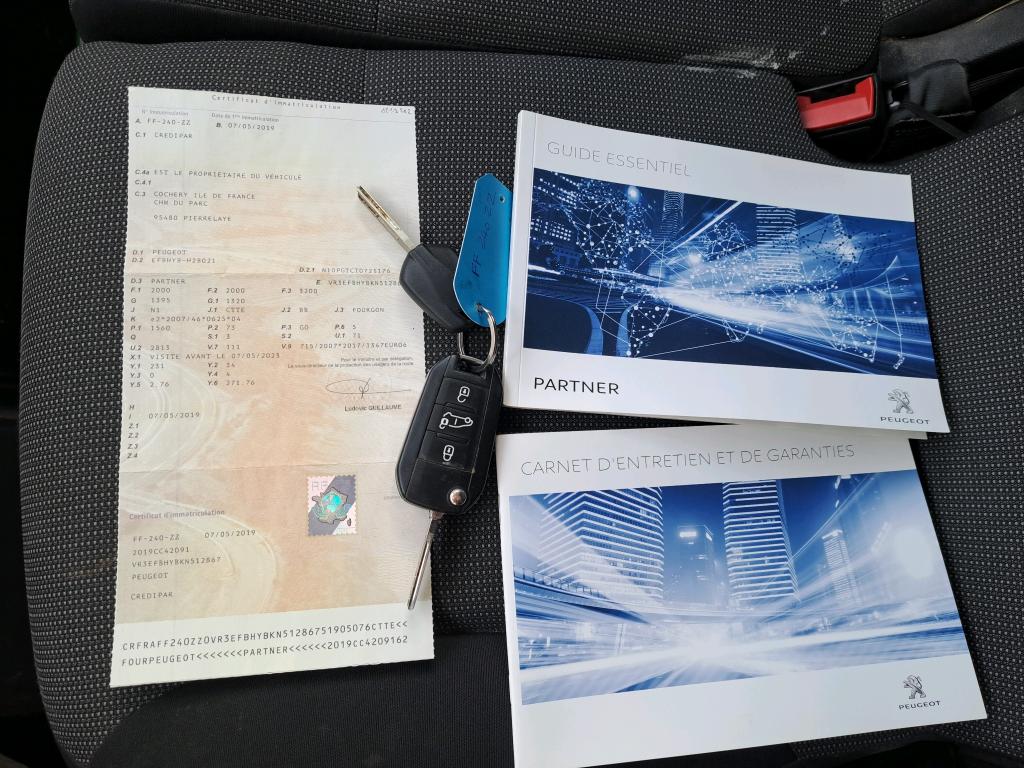 Peugeot PARTNER FOURGON STANDARD 650 KG BLUEHDI 100 S&S BVM5 PREMIUM 2019