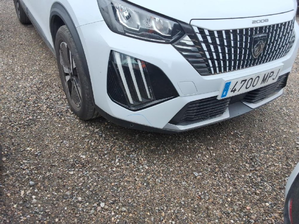 Foto Peugeot 2008 4