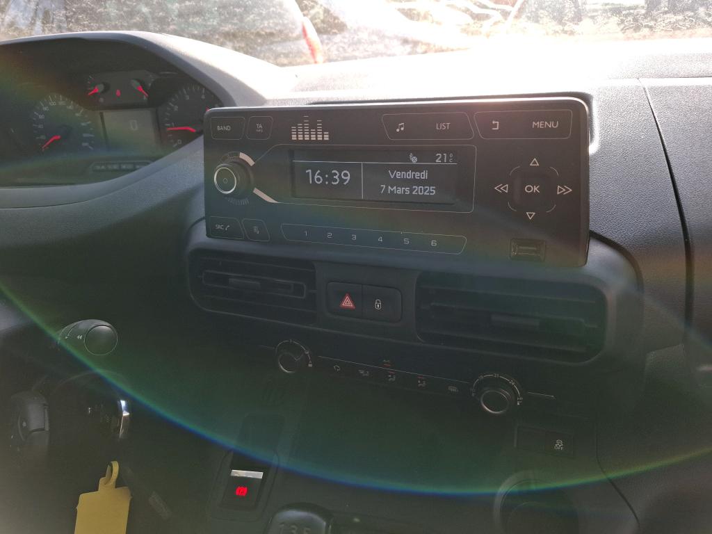 Peugeot PARTNER FOURGON STANDARD 650 KG BLUEHDI 100 S&S BVM5 PREMIUM 2020