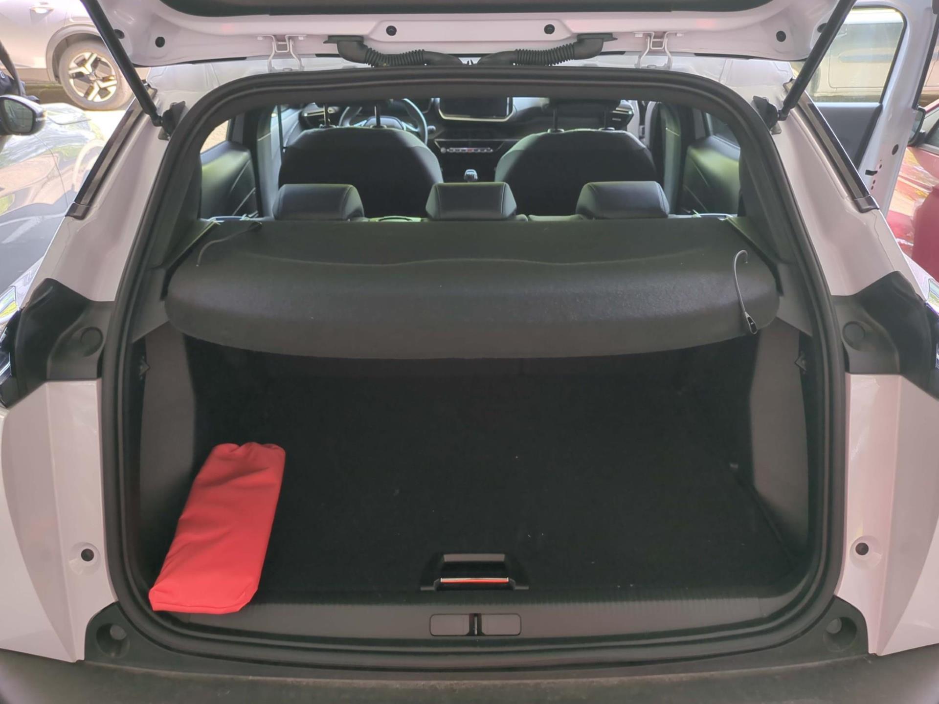 Peugeot 2008 100 S&S BVM6 Allure 2025