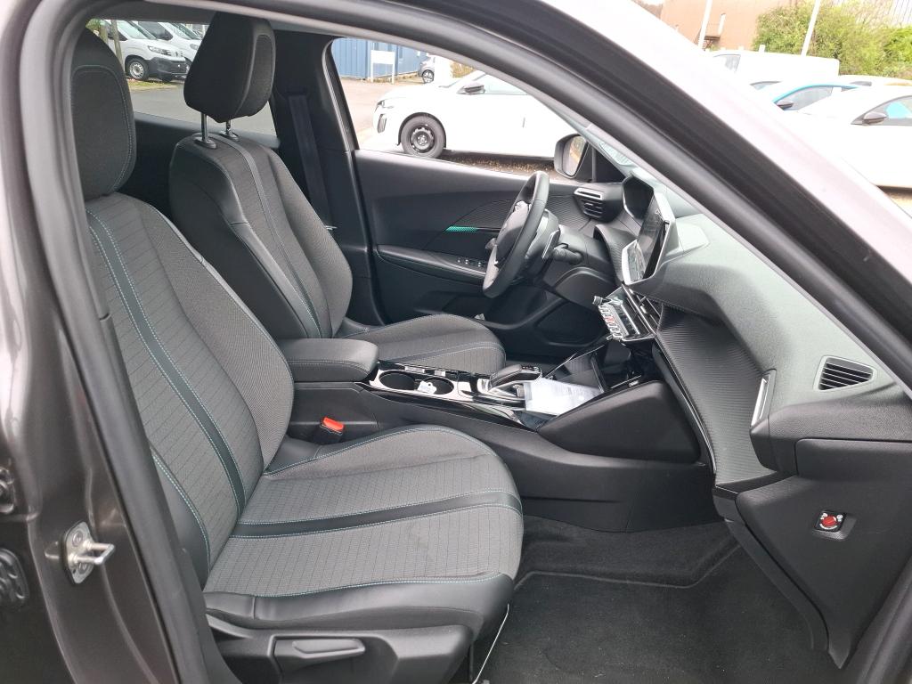 Peugeot 2008 BlueHDi 130 S&S EAT8 Allure 2021