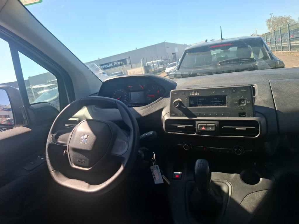 Peugeot PARTNER FOURGON STANDARD 650 KG BLUEHDI 75 BVM5 PREMIUM 2020