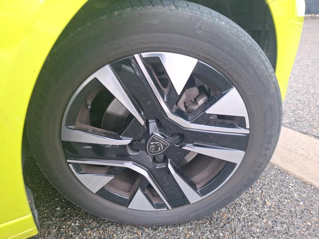 Peugeot 208 PureTech 100 S&S BVM6 Allure 2024