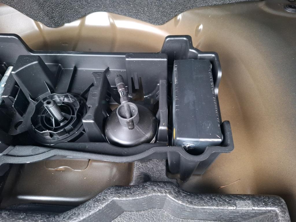 Peugeot 2008 PureTech 130 S&S BVM6 Allure Pack 2022