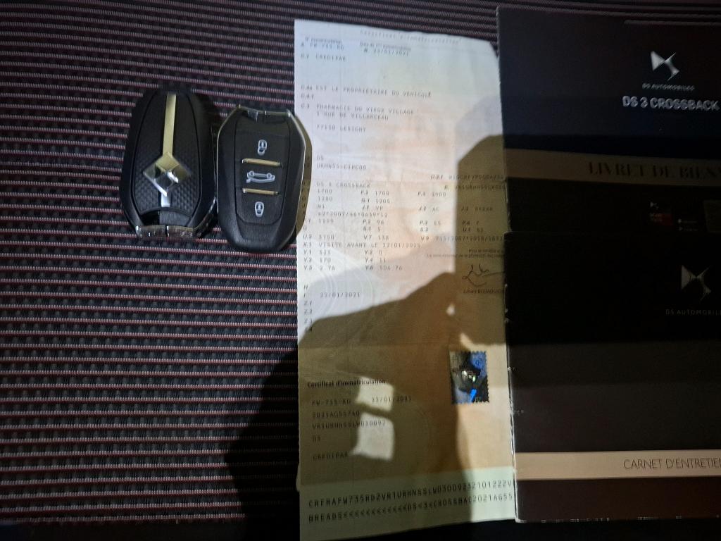 DS DS3 Crossback PureTech 130 EAT8 Ines de la Fressange Paris 2021