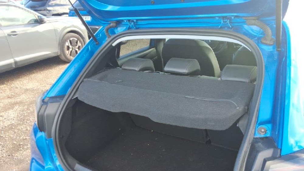 Foto Peugeot 208 14