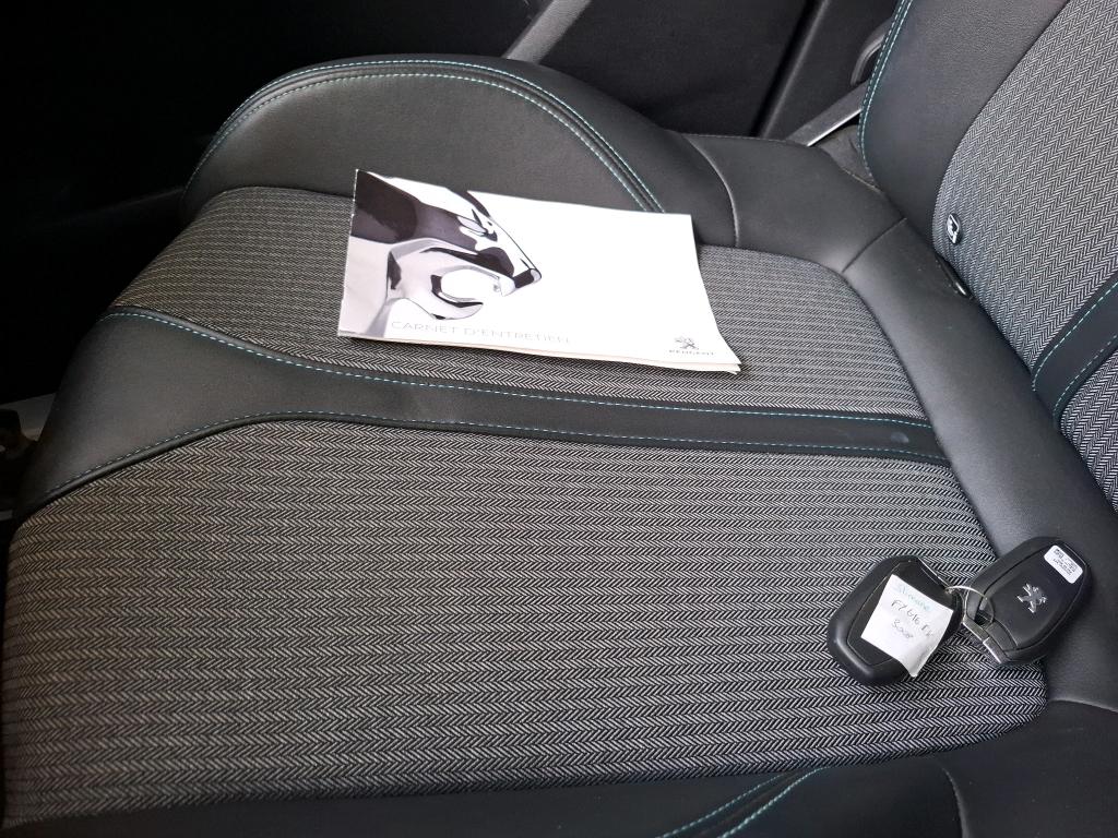 Peugeot 3008 BlueHDi 130ch S&S EAT8 Allure Pack 2021