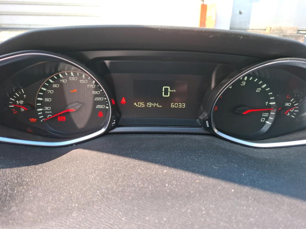Peugeot 308 1.6 BlueHDi 100ch S&S BVM5 Access 2018