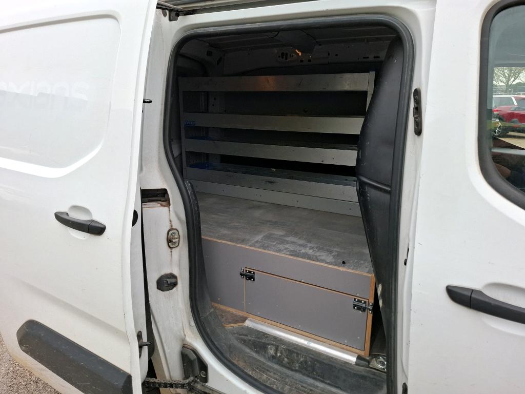 Peugeot PARTNER FOURGON STANDARD 650 KG BLUEHDI 100 S&S BVM5 PREMIUM 2021