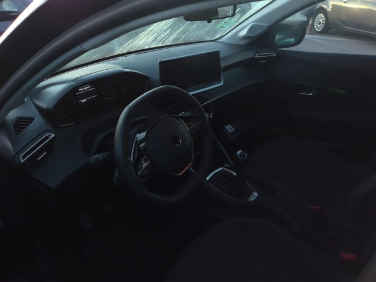 Foto Peugeot 208 3