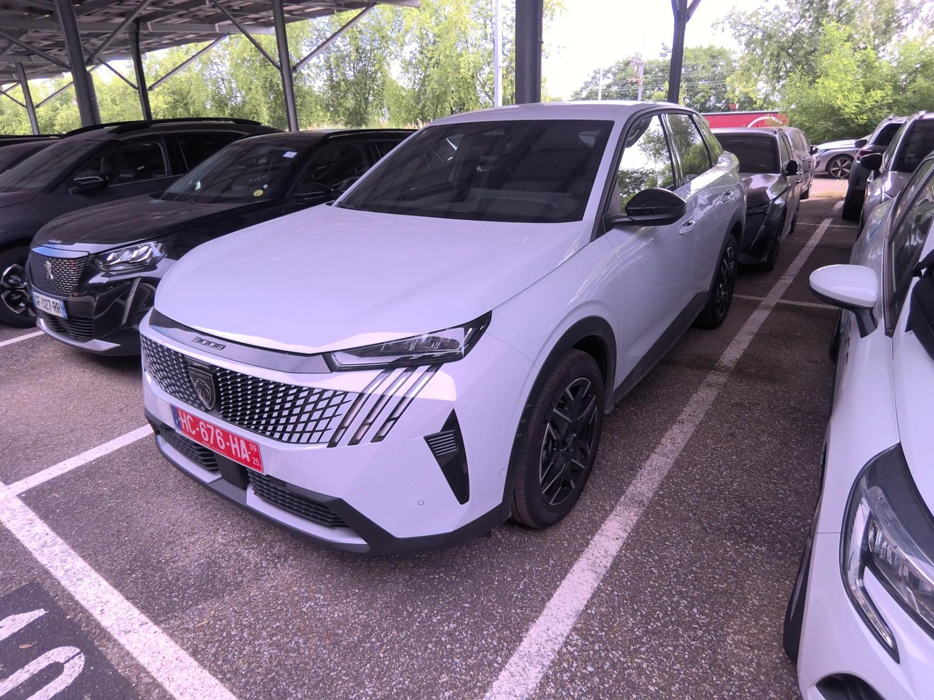 Peugeot 3008 Hybrid 136 e-DCS6 Allure 2025