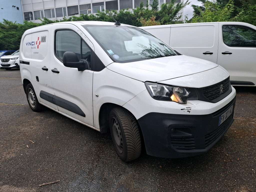Peugeot PARTNER FOURGON STANDARD 650 KG PURETECH 130 S&S EAT8 ASPHALT 2020