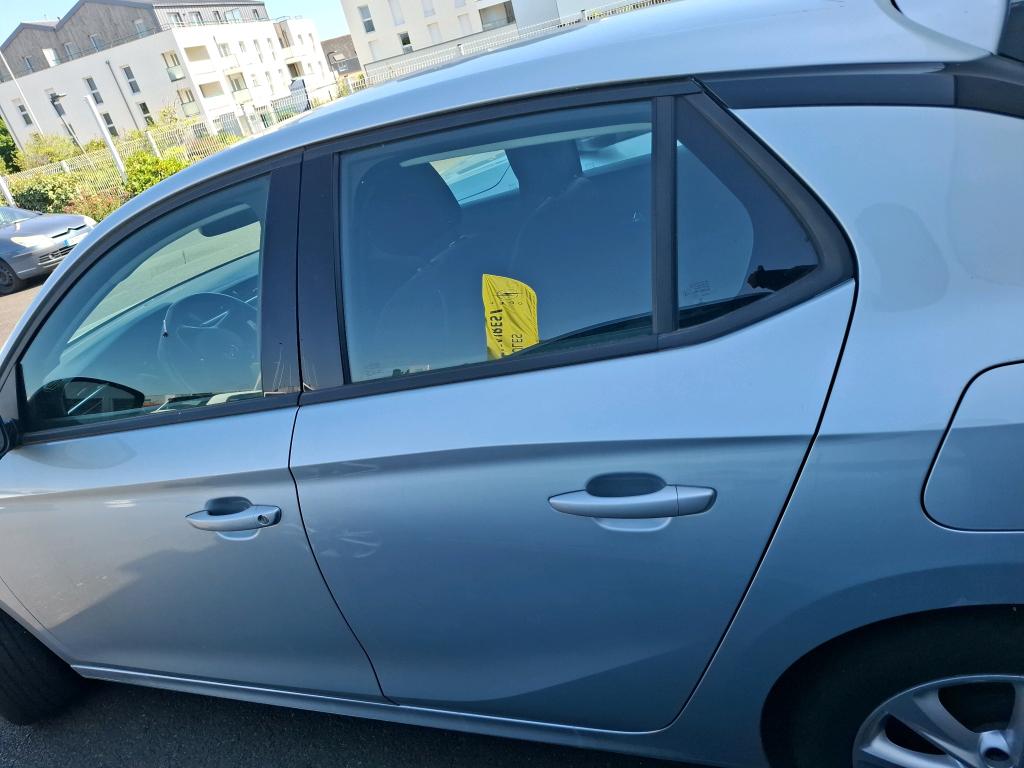 Opel Corsa 1.2 75 ch BVM5 Elegance Business 2022