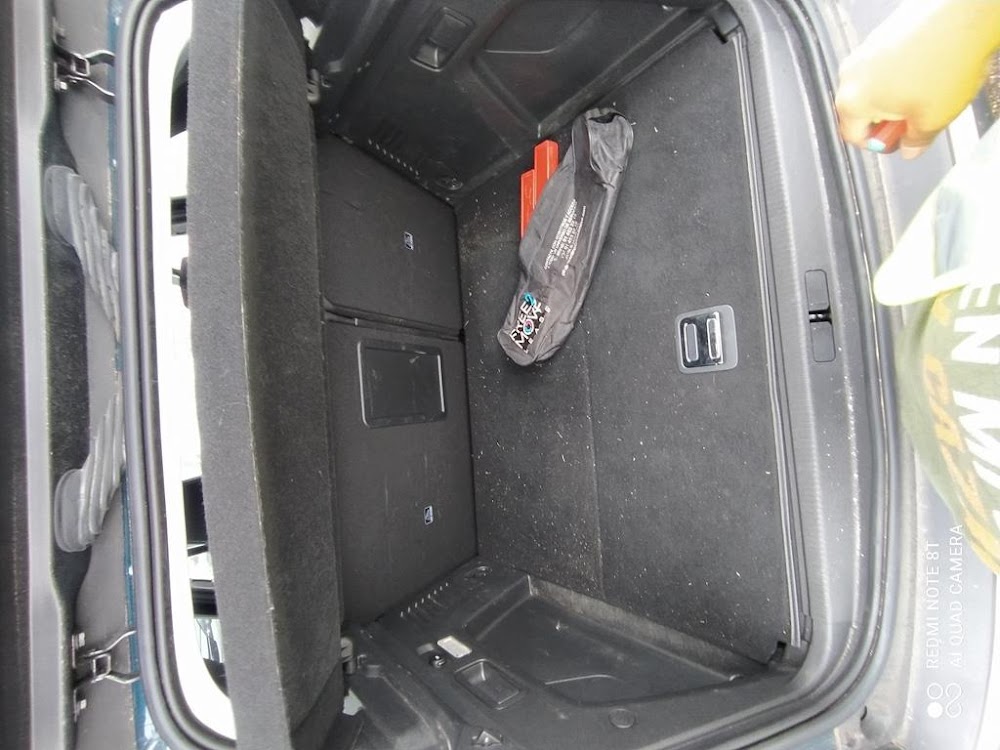 Foto Peugeot 3008 Hybrid 13