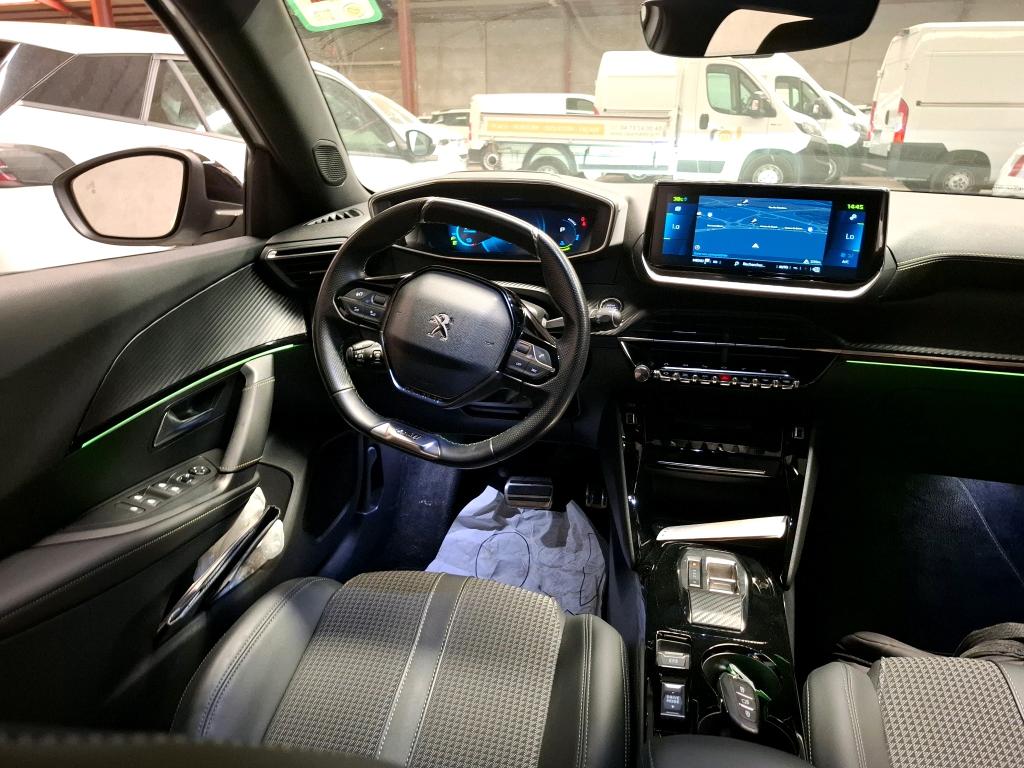 Peugeot 2008 Electrique 136 ch GT 2022