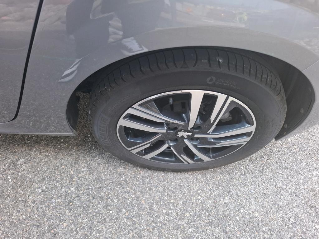 Peugeot 208 PureTech 100 S&S EAT8 Allure Pack 2022