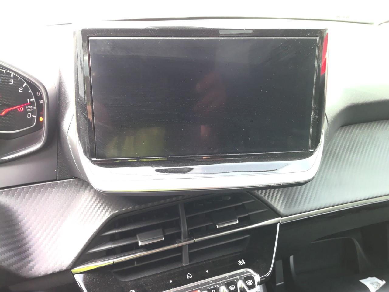 Foto Peugeot 208 9