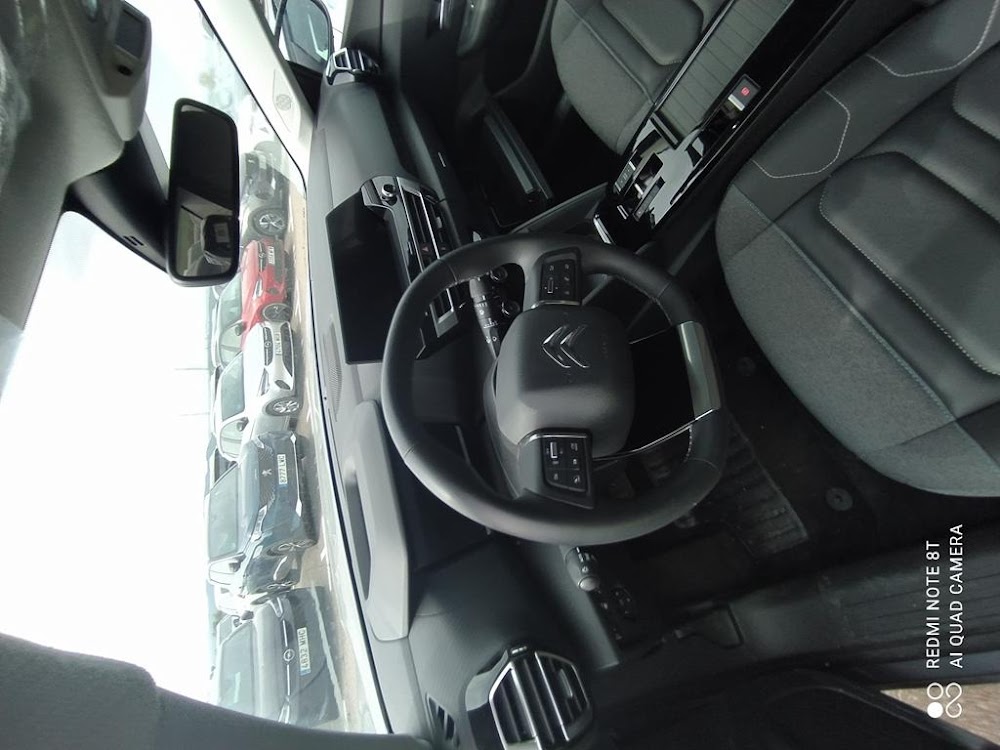 Foto Citroën ë-C4 10