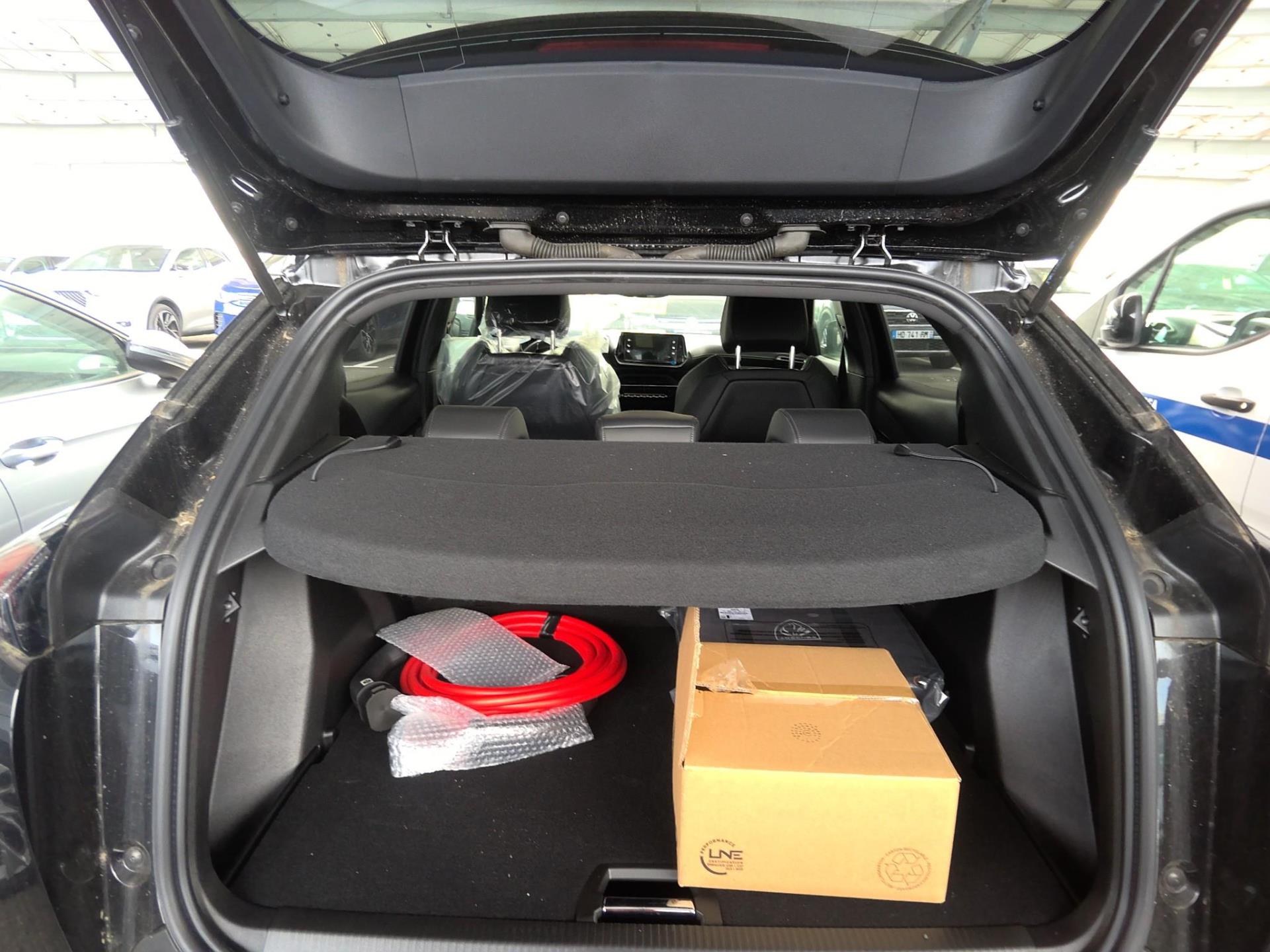 Peugeot 2008 Electrique 136 ch GT 2023