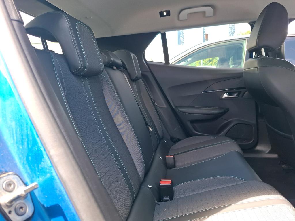 Peugeot 2008 BlueHDi 130 S&S EAT8 Allure 2021