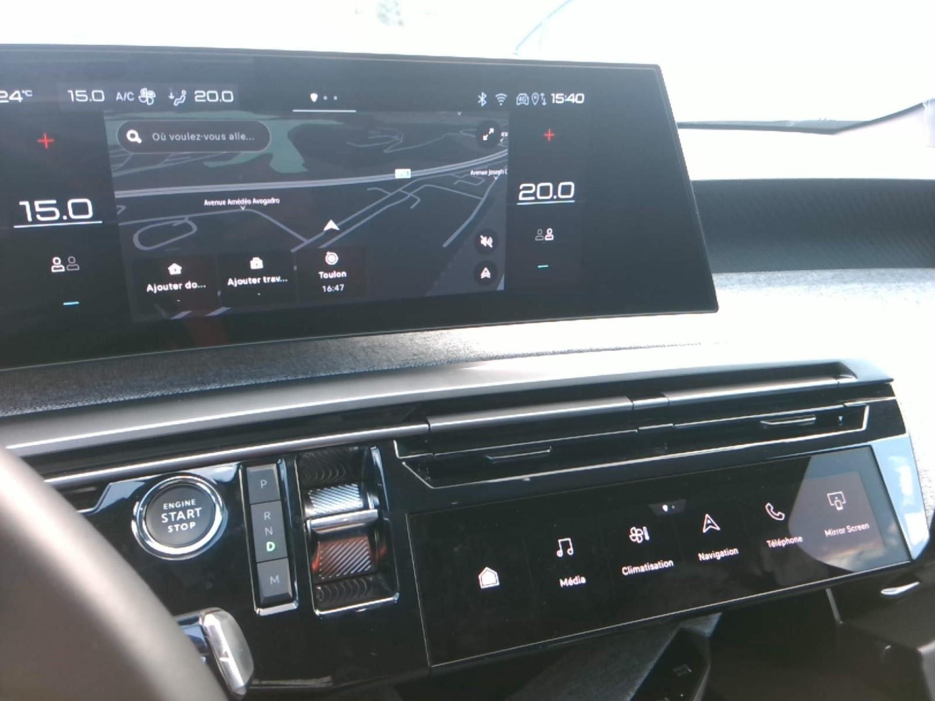 Peugeot 3008 Hybrid 136 e-DCS6 Allure 2024